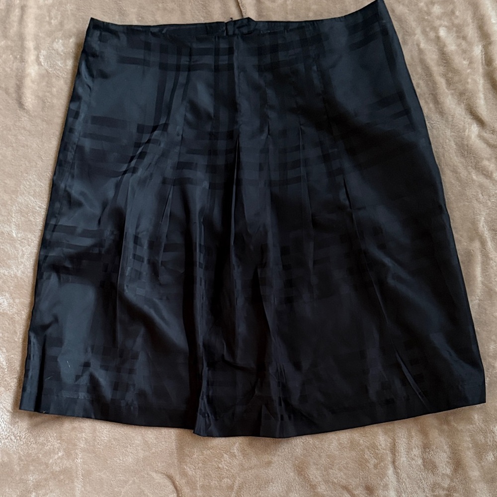 H&M Elegant Black A-Line Skirt